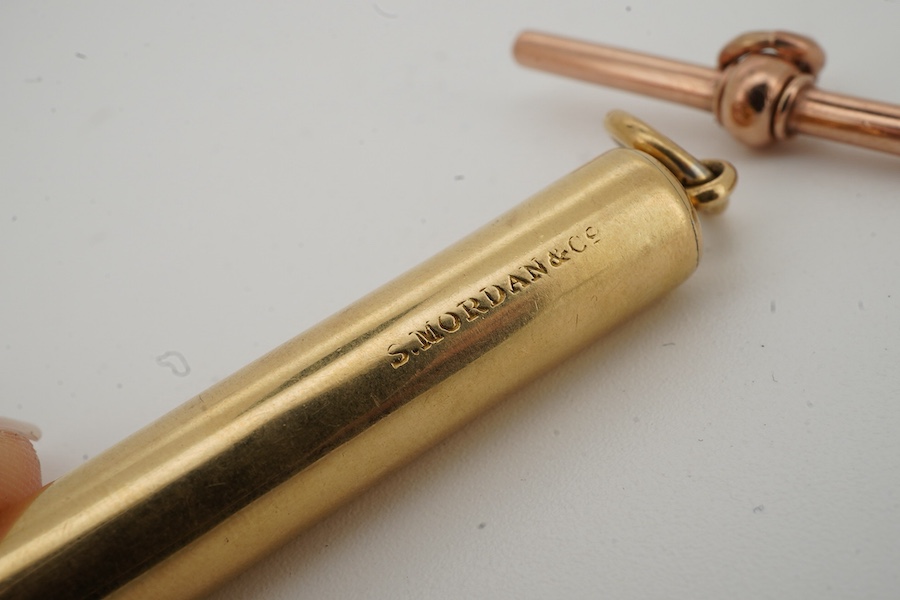 S. Mordan, a gold-cased propelling pen and gold fob, early 20th century, the gold pen with retractable holster for fountain pen nibs, maximum length 11.3cm, signed S. Mordan, gross weight 17 grams; and a gold T-bar fob p